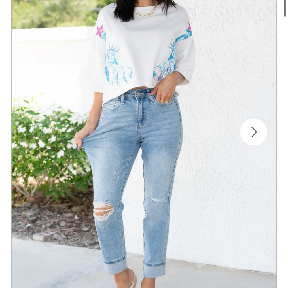 Judy Blue Jeans Star Struck Mid Rise Cuff Boyfriend Style. BRAND NEW‼️